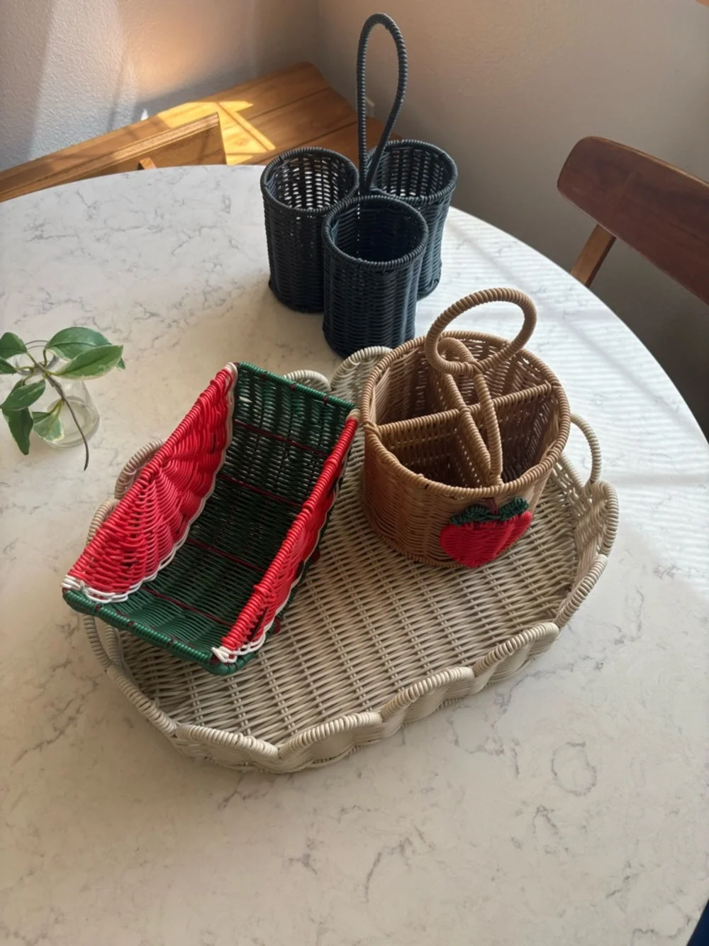 Set of 4 White Wicker Serving Tray, caddy bowl etc